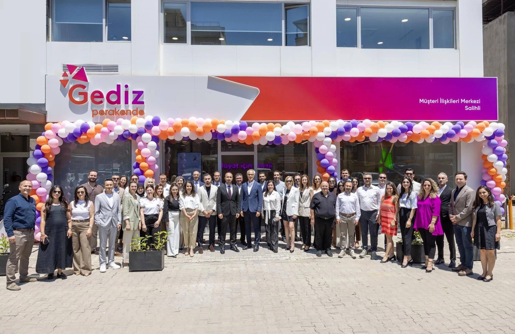  Salihli Müşteri İlişkileri Merkezimizi Yenilenen Yüzüyle Hizmete Açtık 